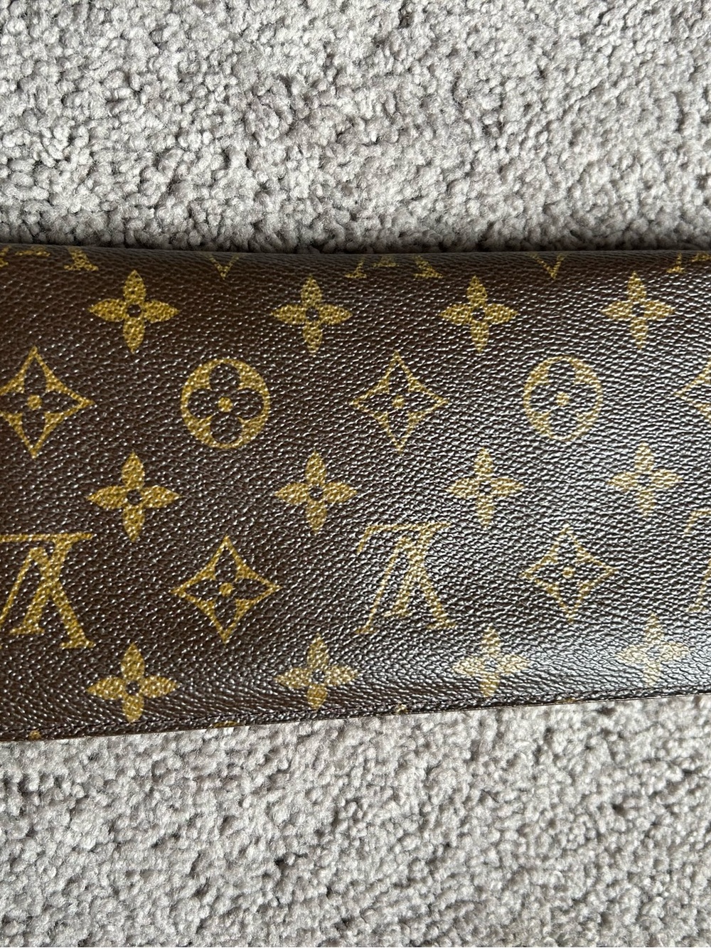Louis Vuitton Monogram Zip-Around Wallet in Brown with Gold Print and Red Accent - Picture 3 of 15
